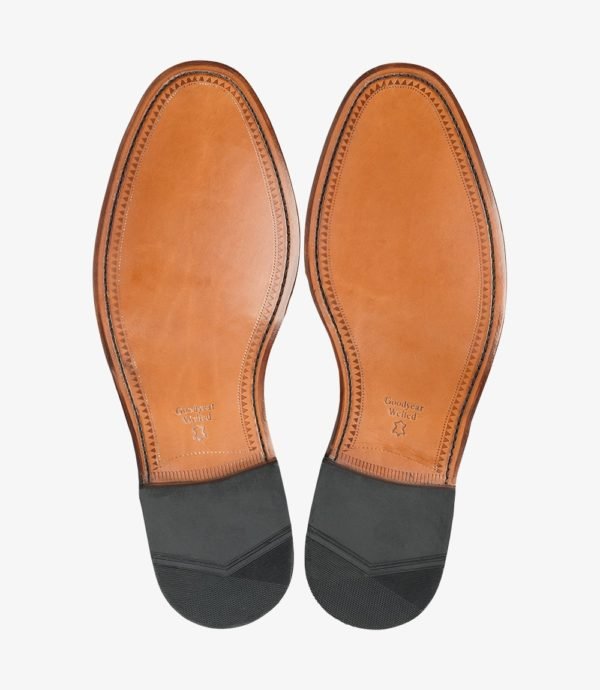Lengvi odiniai vasariniai batai su odiniu padu