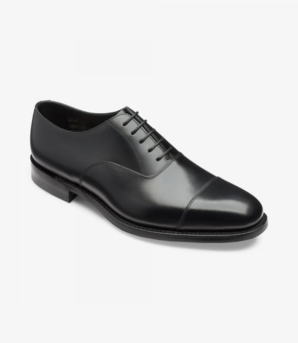 Loake Aldwych juodi kostiuminiai batai plačiai pėdai